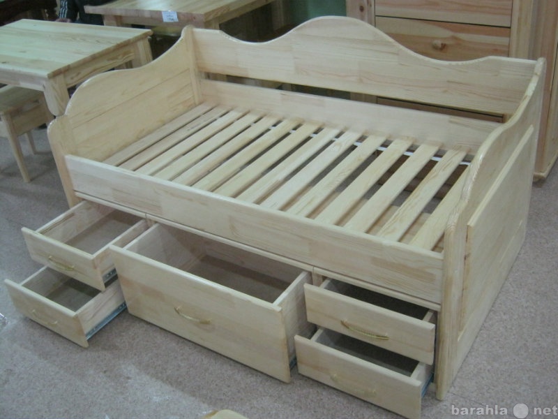 Продам: Кровать детская с ящиками из сосны