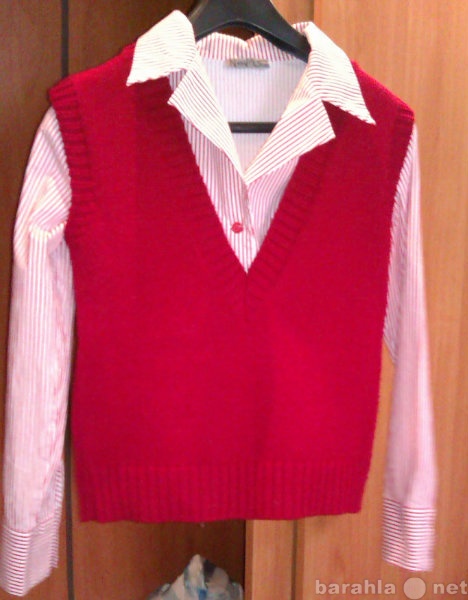 Продам: Красно белая Рубашка и жилетка в подарок