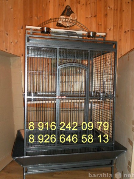 Продам: Клетка- вольер для крупных попугаев