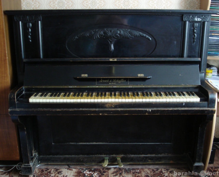 Продам: антикварное пианино