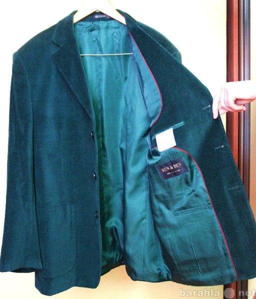 Продам: новый мужской пиджак зеленого цве