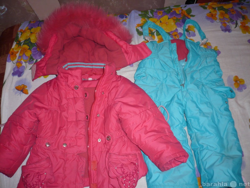 Продам: Зимняя куртка и 2 комбинезона к ней