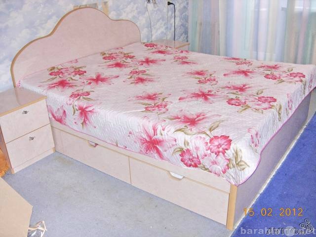 Продам: Кровать в спальню