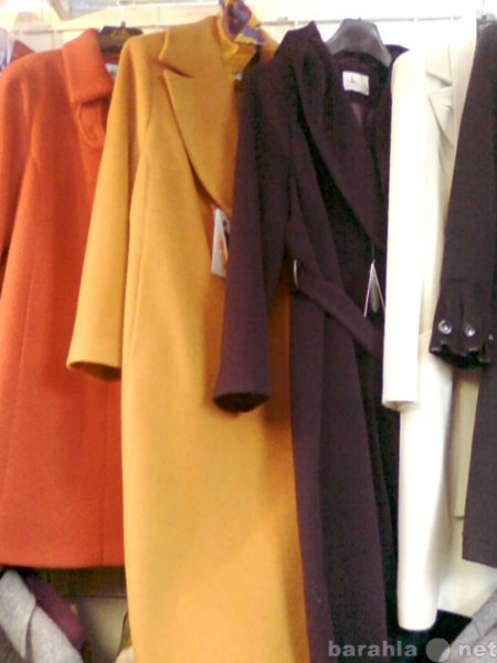 Продам: Женские пальто
