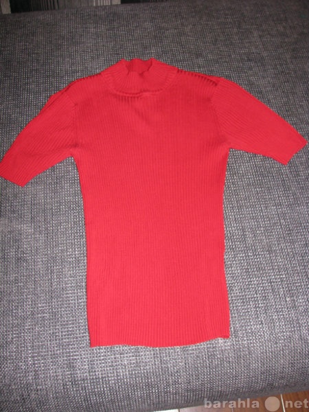 Продам: Блуза шелковая красная