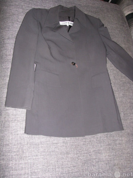 Продам: Пиджак серый