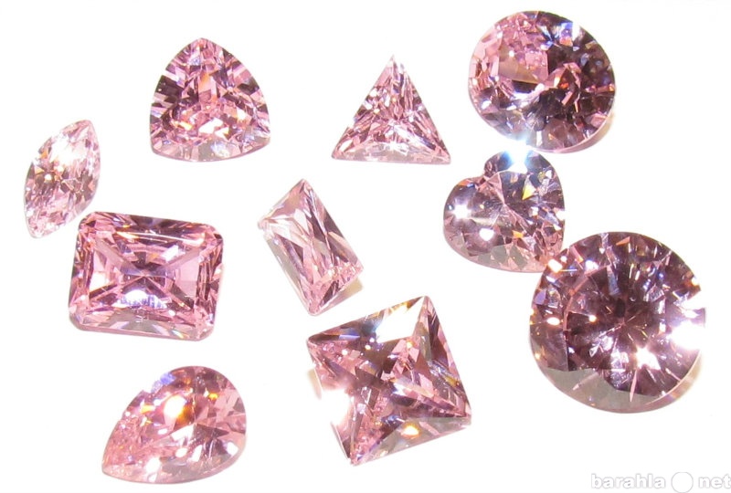 Фианит драгоценный камень или нет. Розовый фианит. Фианит розовый камень. Фианит цвет камня. Ювелирный камень розовый фианит.