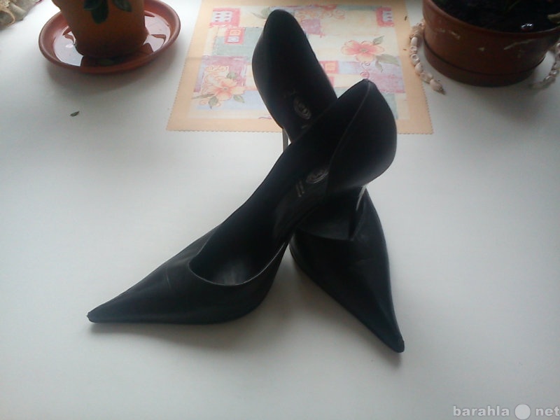 Продам: Туфли женские 39размер
