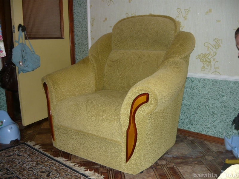 Продам: Кресло