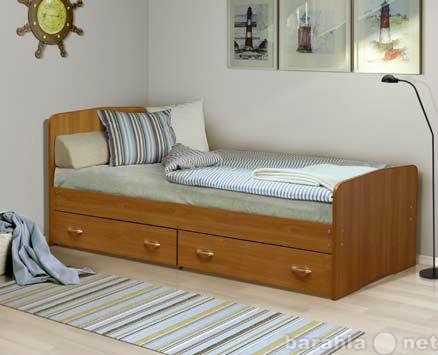 Продам: Кровать с выкатными внутренними ящиками