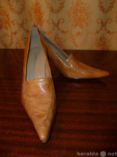 Продам: Туфли модельные женские