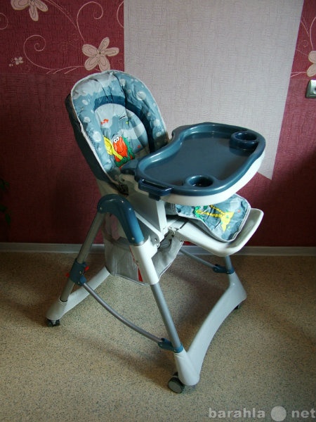 Продам: детский стульчик (италия) 2000 р.