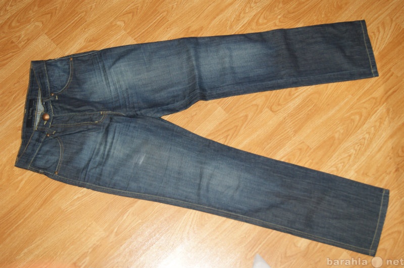 Продам: Джинсовые брюки размер  W31 L32 темно си