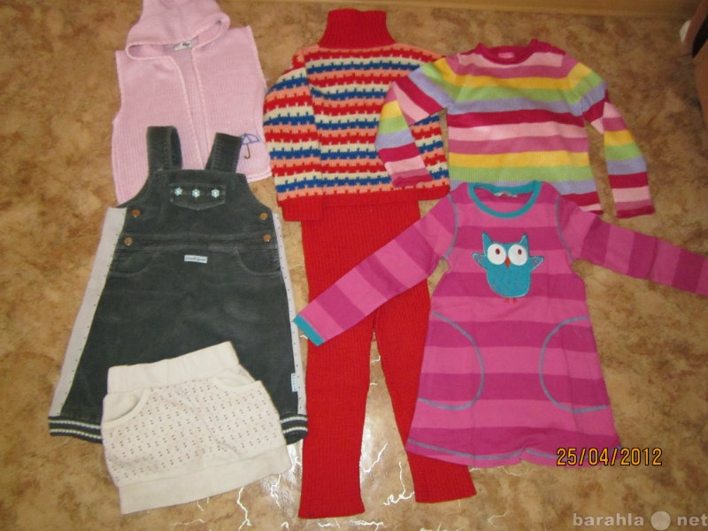 Продам: Одежда для девочки 4-6 лет