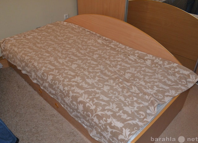 Продам: диван-кровать с ортопедическим матрасом