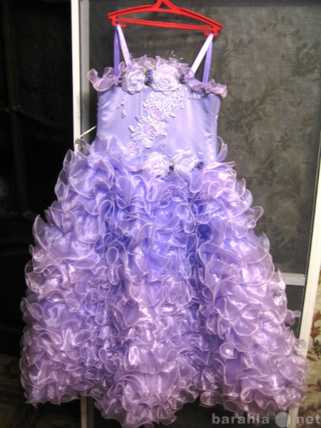 Продам: платье нарядное платье