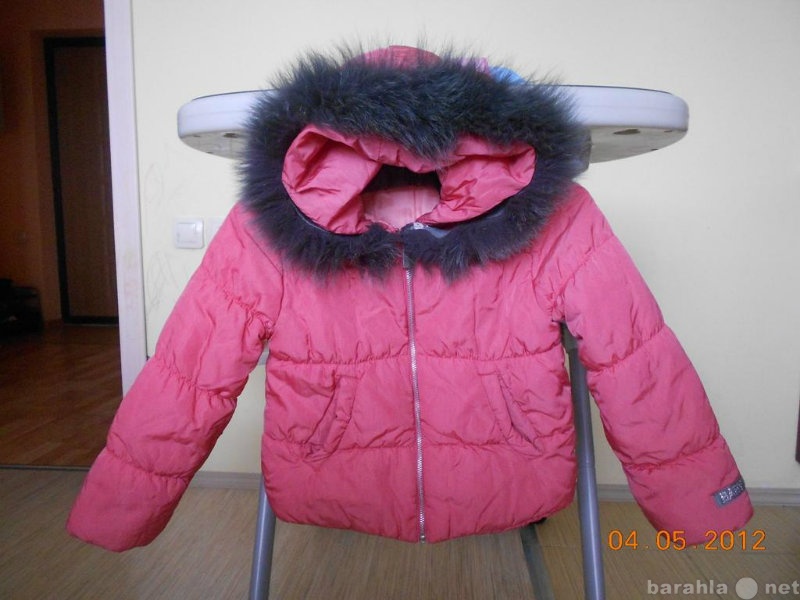 Продам: Куртка на синтепоне Blumarine Baby