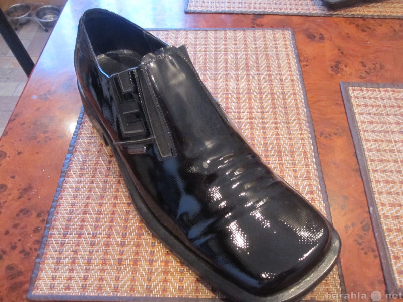 Продам: Лаковые мужские туфли