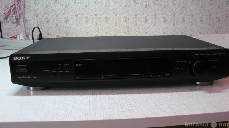 Продам: Тюнер Sony SE300