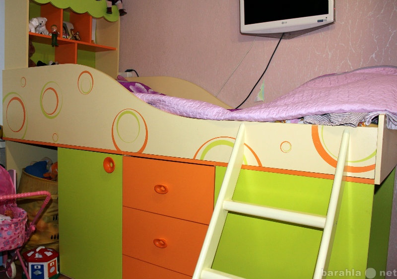 Продам: детская (подростковая) кровать