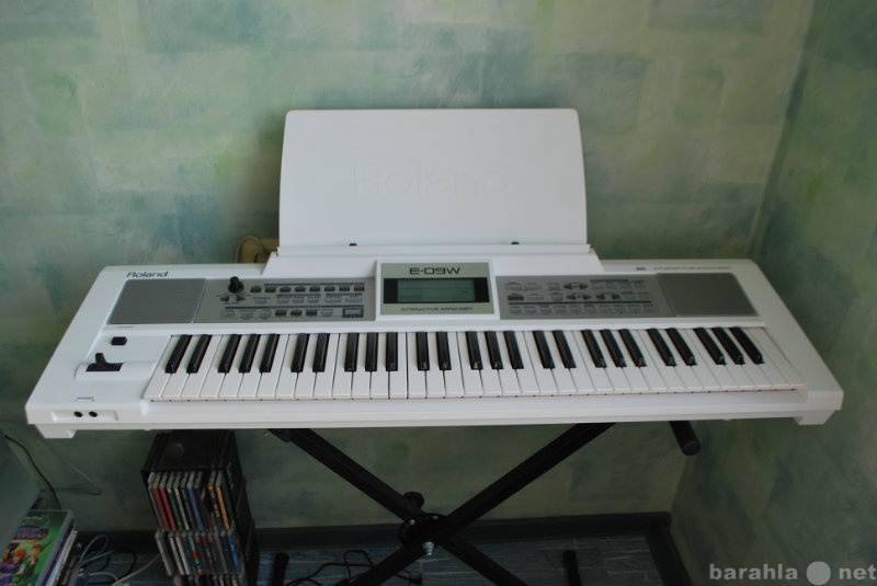 Продам: продам синтезатор-студия ROLAND E-09