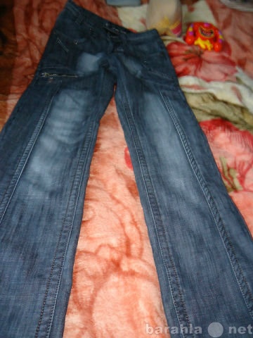 Продам: свитер мужской и джинсы