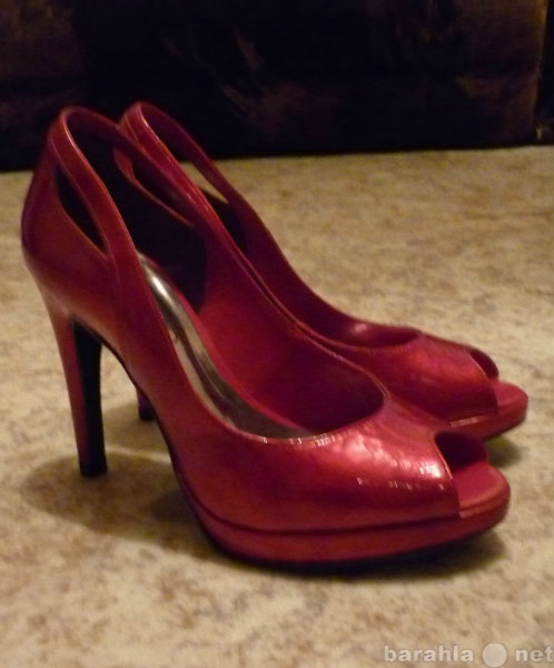 Продам: Туфли, красные, натуральный лак