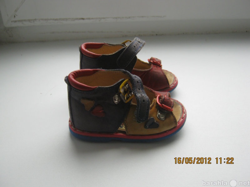 Продам: Детские сандалики