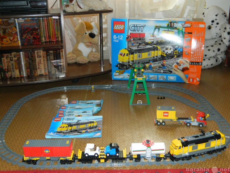 Продам: конструктор lego "поезд на радиоуп-