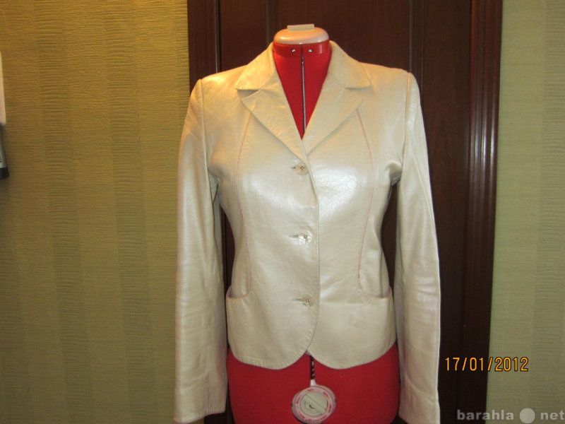 Продам: кожаный пиджак р-р42-44