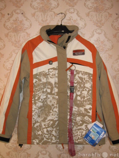 Продам: Куртка женская IGUANA, размер 42-44