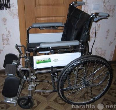 Продам: Складная инвалидная коляска (новая)
