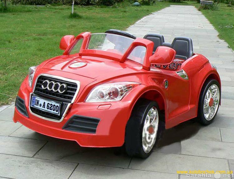 Продам: Детский электромобиль Audi 6V B28