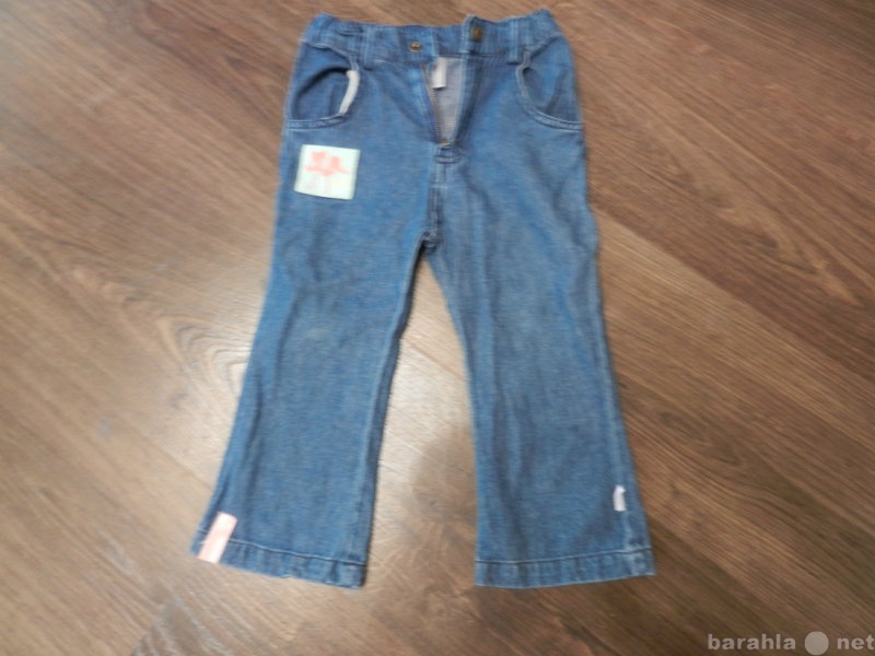 Продам: джинсы на девочку