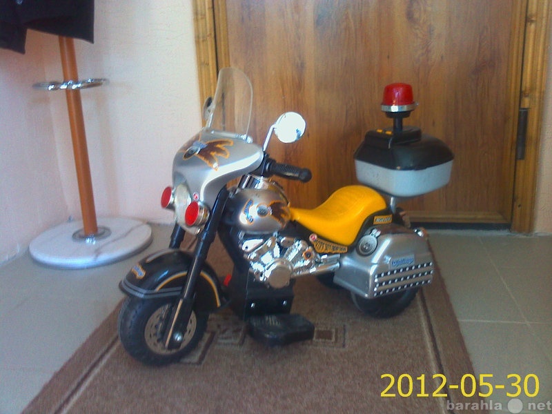 Продам: Мотоцикл детский (от 2 до 4 лет)