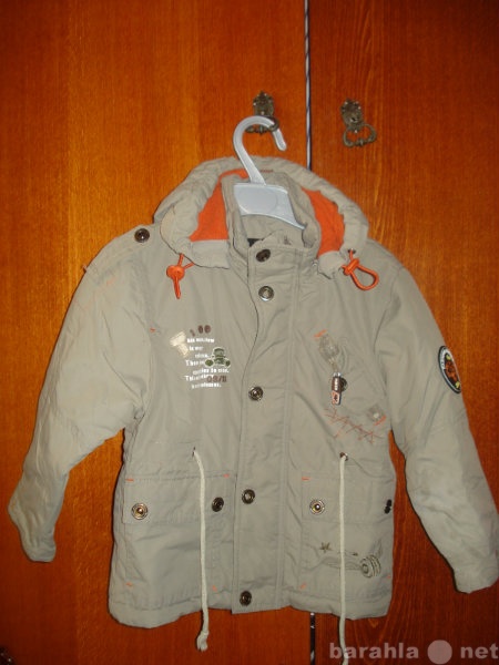 Продам: Куртка, осень -весна. рост 98