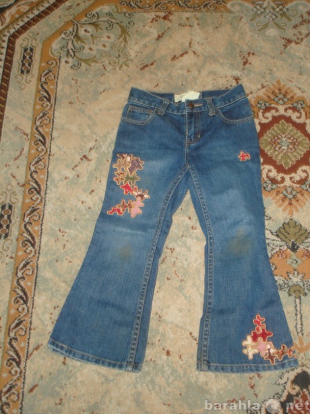 Продам: джинсы для девочки 4-6 лет.