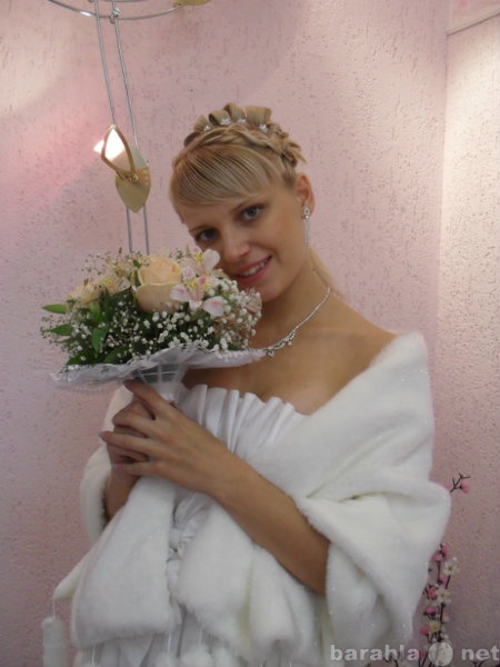 Продам: свадебное платье(короткое)и шарф-паланти