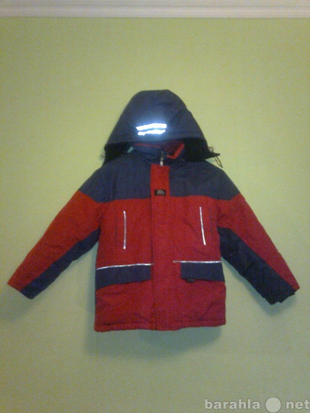 Продам: Зимняя куртка, детская, рост 134см
