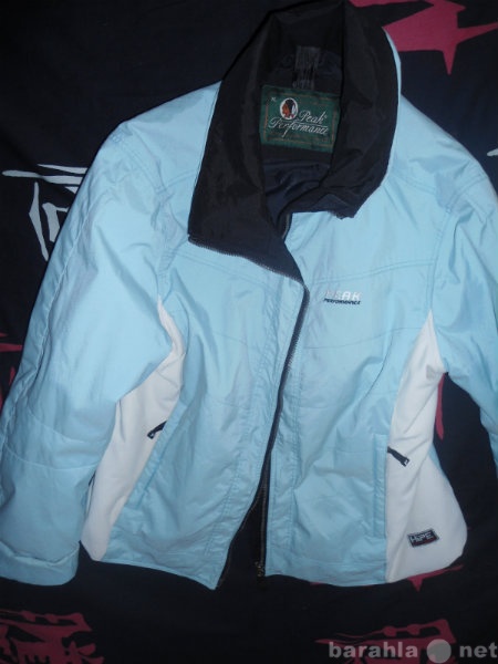 Продам: Куртка спортивная