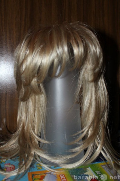 Продам: Новый шикарный парик блондинка