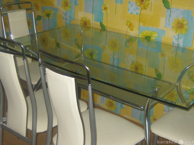 Продам: Комплект стеклянный стол + 4 стула
