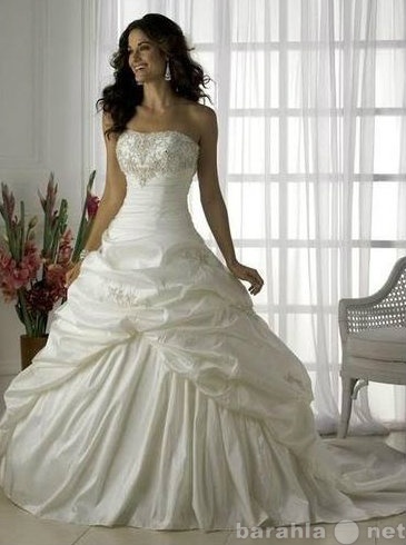 Продам: Платье свадебное НОВОЕ