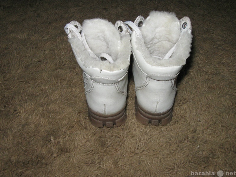 Продам: Зимние ортопедические ботиночки.