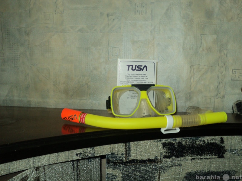 Продам: Подводная маска с трубкой