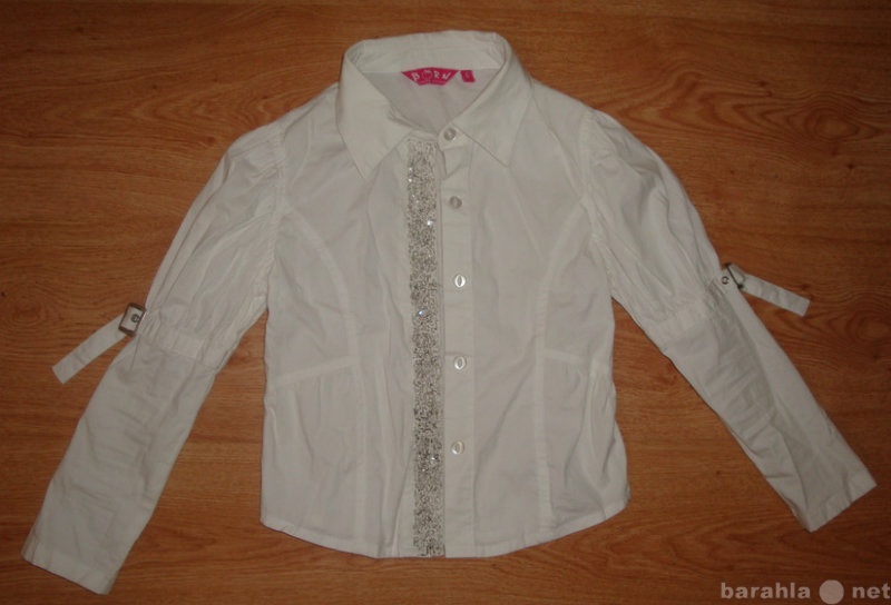 Продам: блузка школьная р-р 120