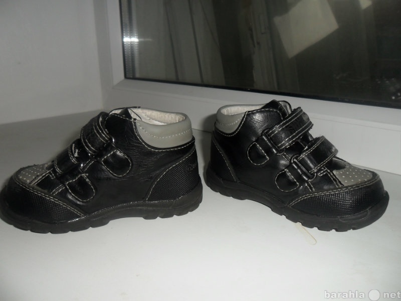 Продам: Ботинки осенние