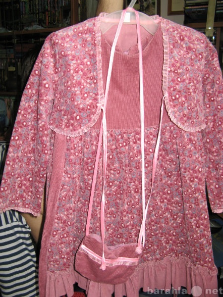 Продам: платье для девочки