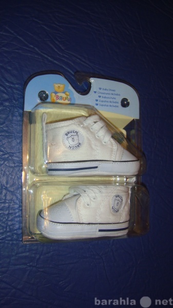 Продам: новые детские туфельки -кроссовки
