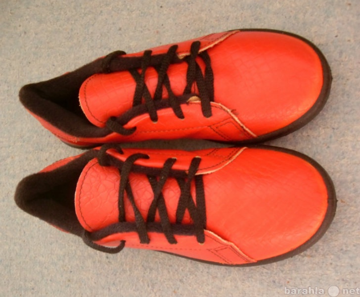 Продам: Красные ботиночки новые